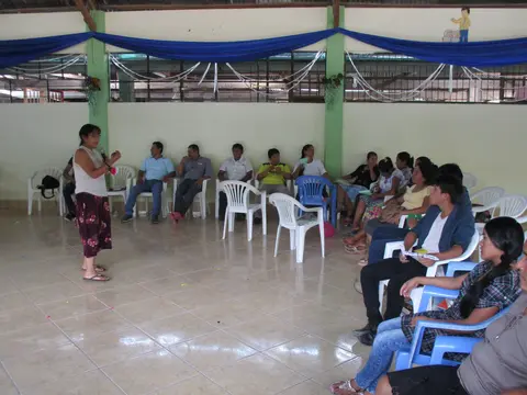 Taller para maestros de niños / wamracunata yachachejcunapaj yachachicuy